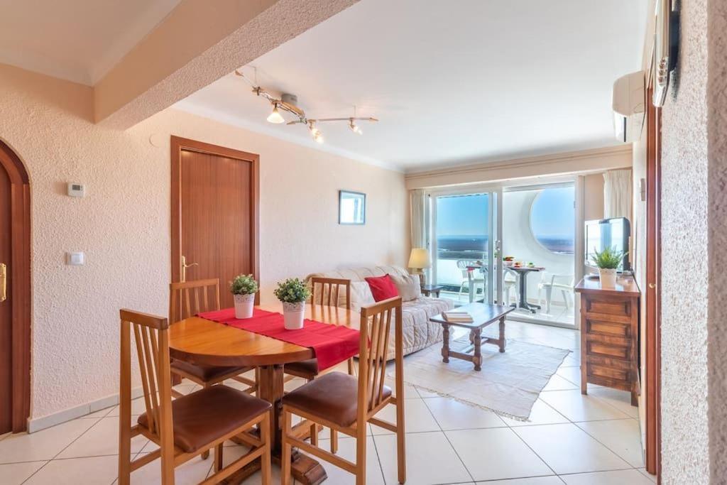 Apartamento De Dos Habitaciones Con Vistas Al Mar Empuriabrava Exterior photo